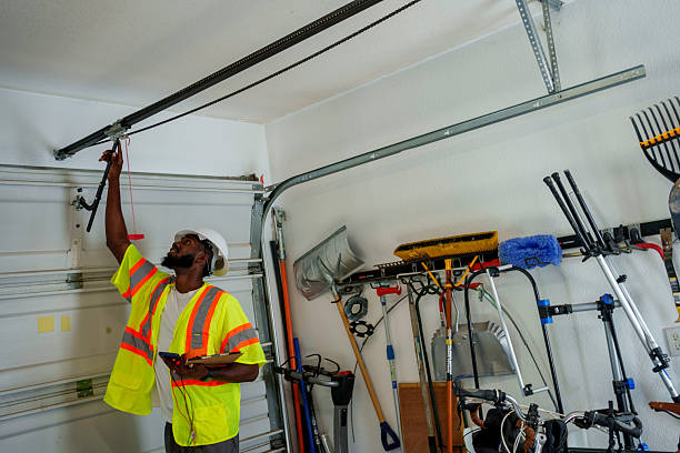 Professional Garage Door Installation technician working in Palmer, TX